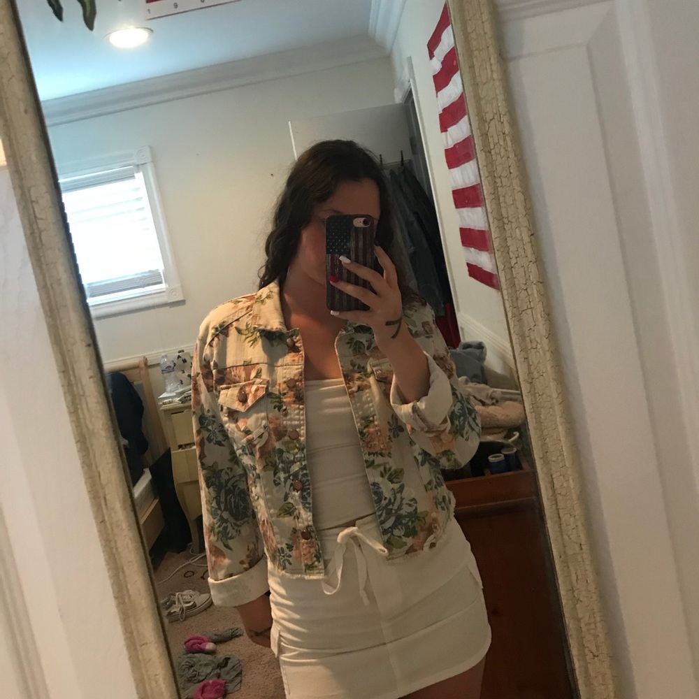 Floral cropped jacket